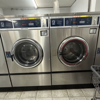 Lavenderia - These washers worked for me, $4.50 per load... - Laundry Services Near Me - Norwalk, California Lavenderia - These washers worked for me, $4.50 per load... - Laundry Services Near Me - Norwalk, California