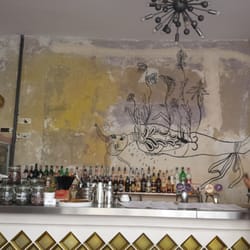 Krvn - Main bar where you place your order.
