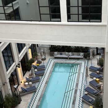 Lemon Grove - Down below - Cocktail Bars Near Me - Los Angeles, California