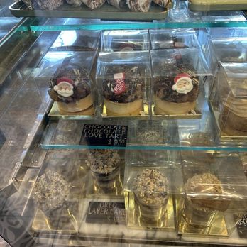 Sugar and Scribe - Mini cakes and tarts - Bakeries Near Me - La Jolla, California Sugar and Scribe - Mini cakes and tarts - Bakeries Near Me - La Jolla, California