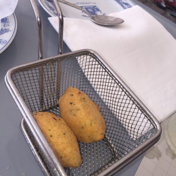 Terreiro - Cod fish fritters - Seafood Near Me - Porto, 13