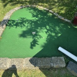 Sandwich Mini Golf