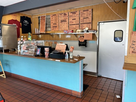 Botto’s BBQ by null