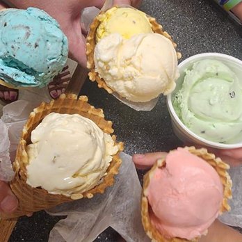 Freddy Hill Farms - Cookie Monster, peach and lemon, mint chocolate chip. Strawberry, & cookies and cream - Ice Cream & Frozen Yogurt Near Me - Lansdale, Pennsylvania
