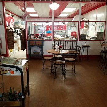 Martinsville Candy Kitchen - candy factory - Candy Stores Near Me - Martinsville, Indiana Martinsville Candy Kitchen - candy factory - Candy Stores Near Me - Martinsville, Indiana