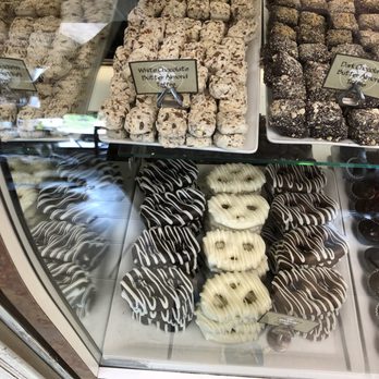 J Edwards Fine Chocolate - Bakeries Near Me - Kokomo, Indiana J Edwards Fine Chocolate - Bakeries Near Me - Kokomo, Indiana