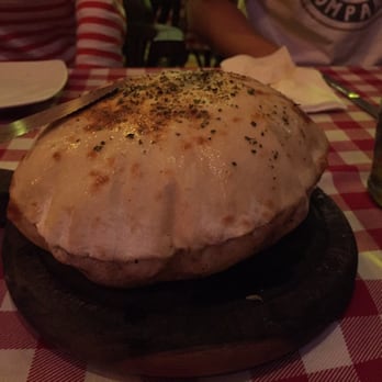 Rino's Pizza Time - House bread make to order - Italian Near Me - Cancún, ROO