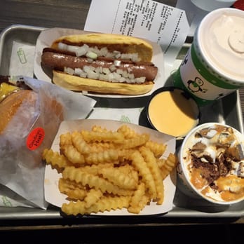 Shake Shack I-Drive - Ice Cream & Frozen Yogurt Near Me - Orlando, Florida Shake Shack I-Drive - Ice Cream & Frozen Yogurt Near Me - Orlando, Florida
