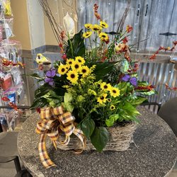 Chastains Flowers & Gifts - Planter with fresh flowers and bow with butterflys and birds