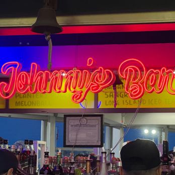 Johnny's Reef Restaurant - Yummy drinks at the bar! - Seafood Near Me - Bronx, New York Johnny's Reef Restaurant - Yummy drinks at the bar! - Seafood Near Me - Bronx, New York