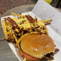 Roadster - Roadster + loaded fries