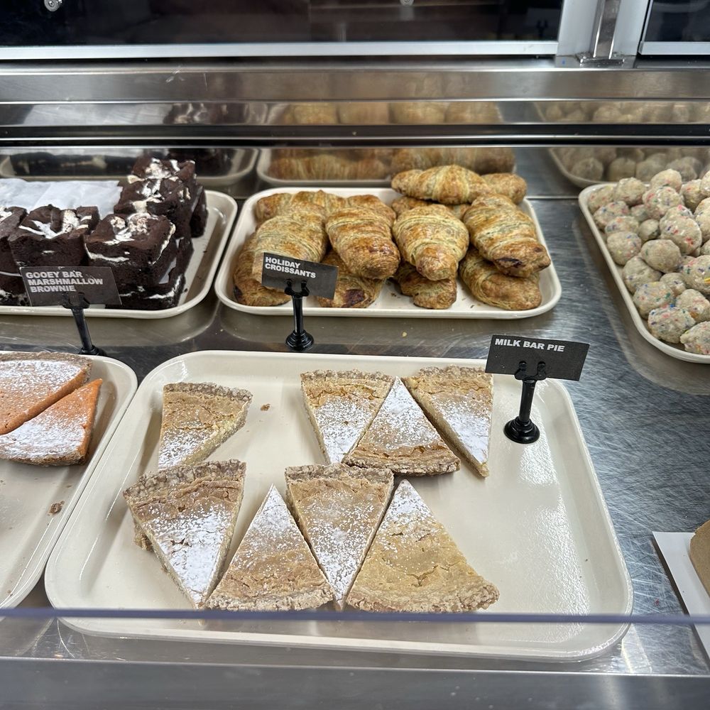 Milk Bar - Bakeries Near Me - New York, New York