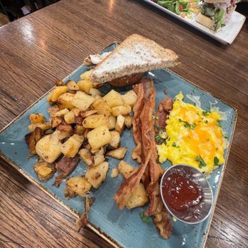 First Watch - Breakfast & Brunch Near Me - Tampa, Florida First Watch - Breakfast & Brunch Near Me - Tampa, Florida
