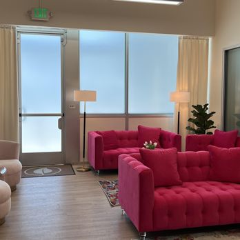 Alternatives Pregnancy Center - Waiting Room - Crisis Pregnancy Centers Near Me - Sacramento, California Alternatives Pregnancy Center - Waiting Room - Crisis Pregnancy Centers Near Me - Sacramento, California
