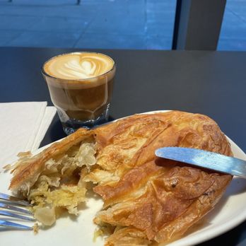 Grumpy Bean - Coffee & Tea Near Me - Seattle, Washington