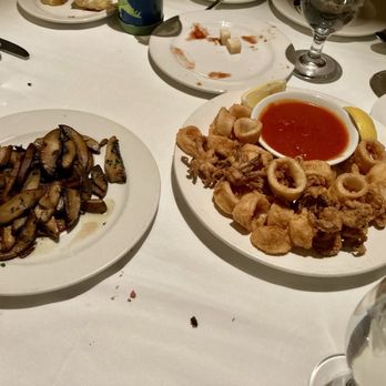 Park Side Restaurant - Fresh Mushrooms (Sauteed) and Crispy Fried Calamari - Italian Near Me - Corona, New York Park Side Restaurant - Fresh Mushrooms (Sauteed) and Crispy Fried Calamari - Italian Near Me - Corona, New York
