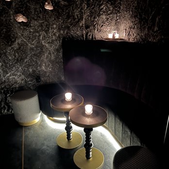 Hecate - Speakeasies Near Me - Boston, Massachusetts
