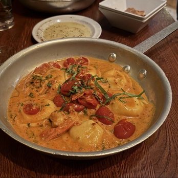 Carmelina's - Italian Near Me - Boston, Massachusetts