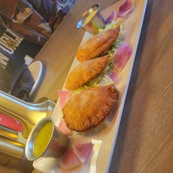 Mi Amor Restaurant - empanada trio - Empanadas Near Me - Evergreen Park, Illinois