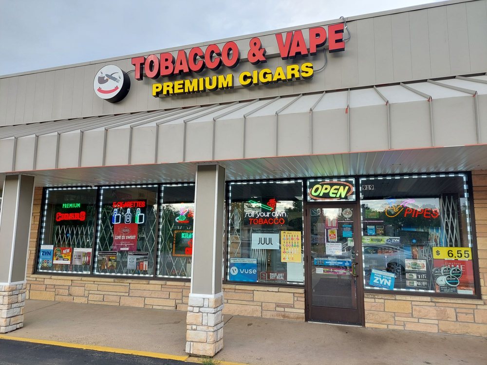 TOBACCO AND VAPE Updated October 2024 919 8th St, Farmington