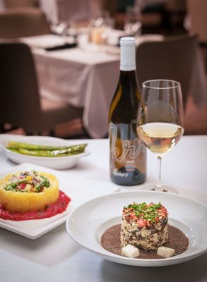 Perry's Steakhouse & Grille by null