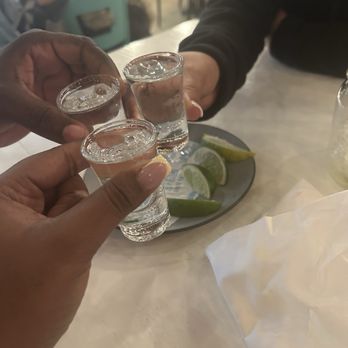 Lucharitos Melville - Mexican Near Me - Melville, New York