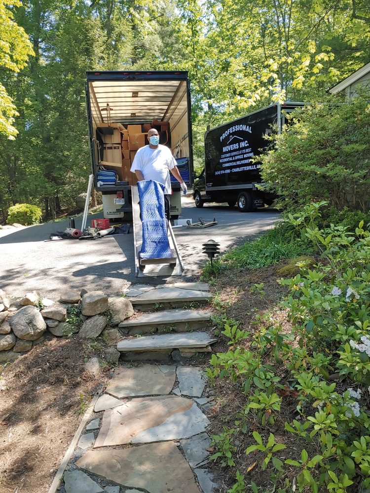 PROFESSIONAL MOVERS Updated September 2024 27 Photos & 11 Reviews