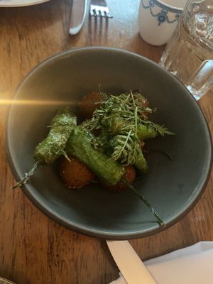 Southwark Restaurant by null