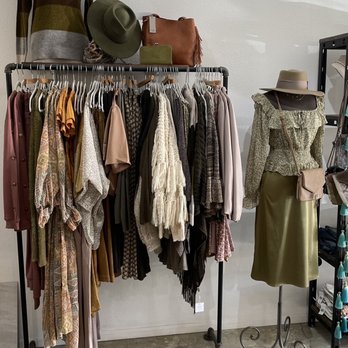 April Blooms Boutique - Clothing rack - Women's Clothing Near Me - Pasadena, California