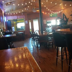 Brickfire Pizza - Lot of dining room. Good for groups.