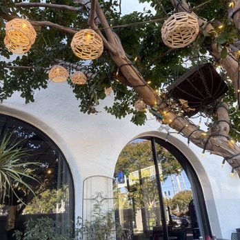 Moods Wine Bar & Bistro - Outdoor - Wine Bars Near Me - Sunnyvale, California Moods Wine Bar & Bistro - Outdoor - Wine Bars Near Me - Sunnyvale, California
