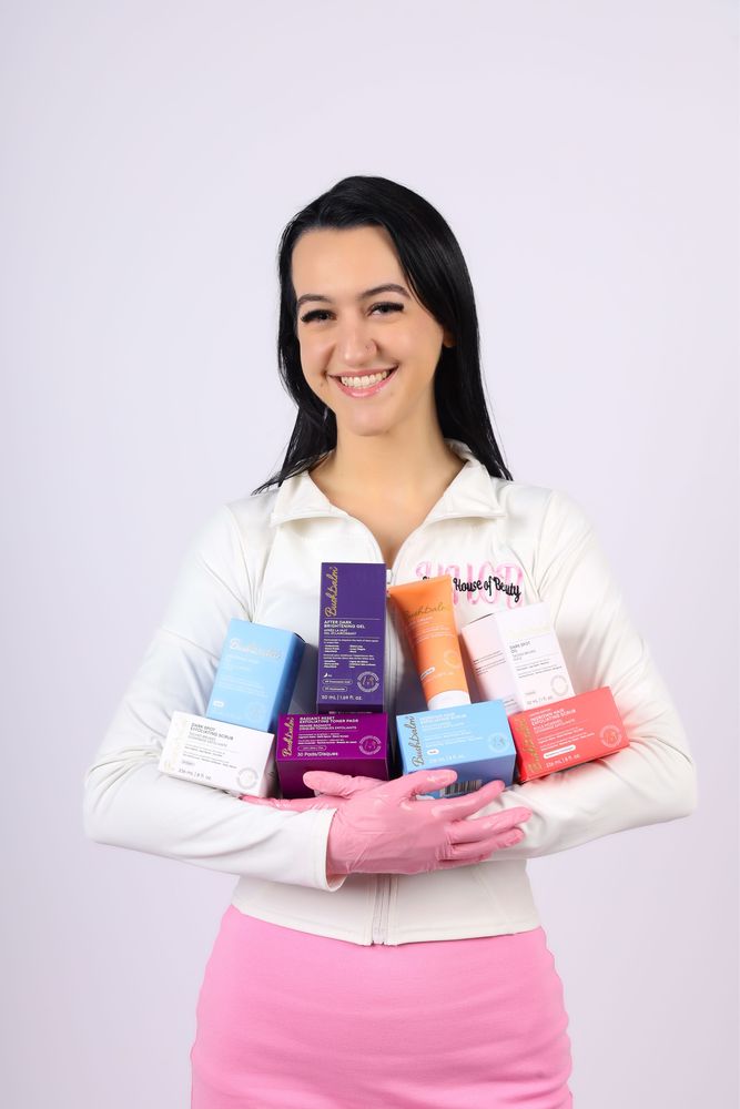 Hann's House of Beauty Logo