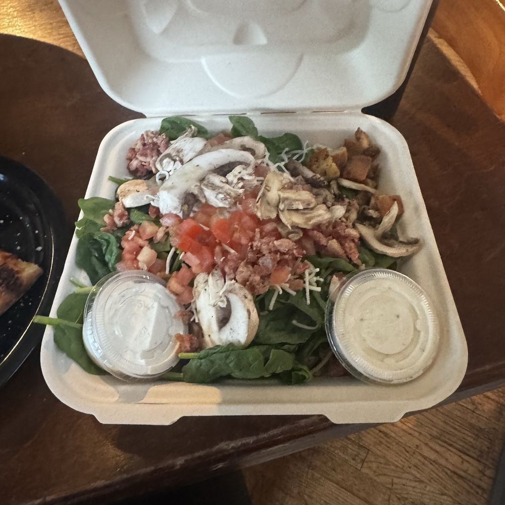 The Post - Full spinach and mushroom salad with ranch dressing. - Pizza Near Me - Louisville, Kentucky The Post - Full spinach and mushroom salad with ranch dressing. - Pizza Near Me - Louisville, Kentucky