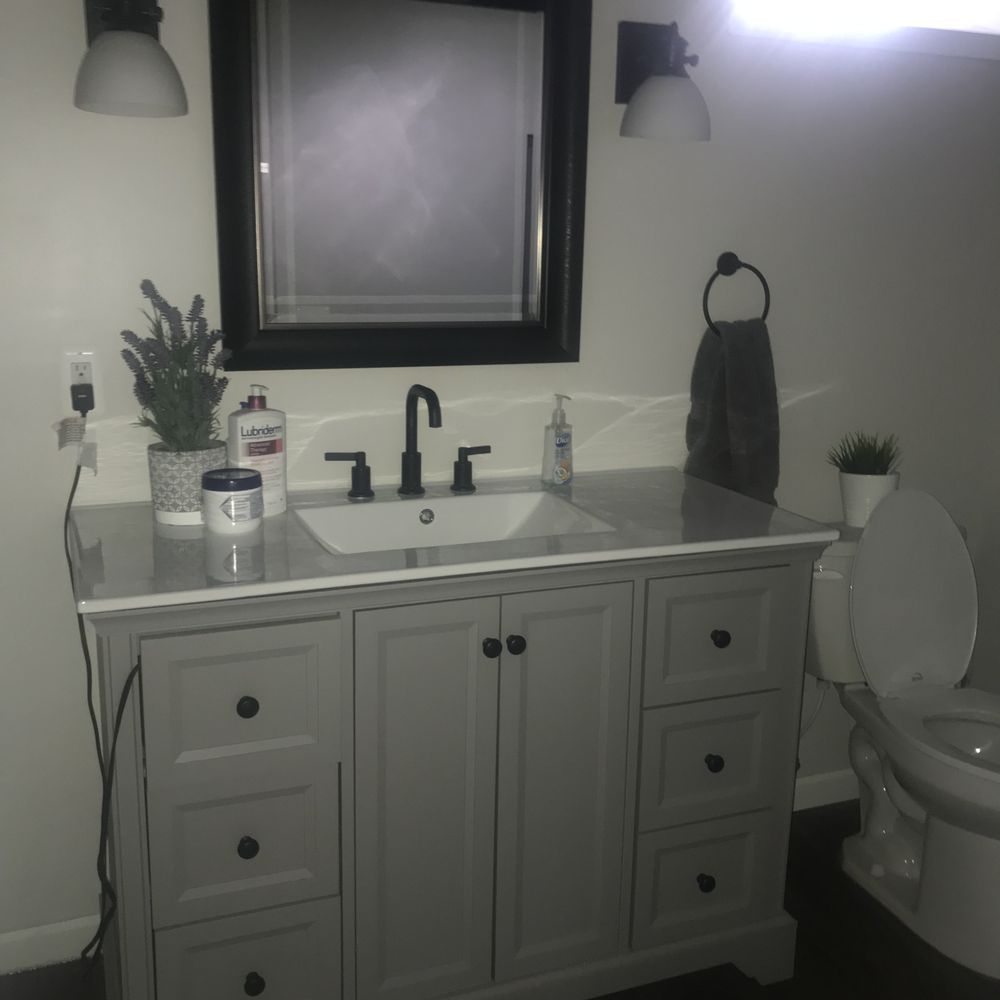 Impressive Basements - Full bathroom. All new plumbing. - General Contractors Near Me - Westland, Michigan Impressive Basements - Full bathroom. All new plumbing. - General Contractors Near Me - Westland, Michigan