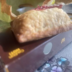 McDonald's - BURNT PIE