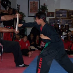 Kingi Kajukenbo - Board breaking...