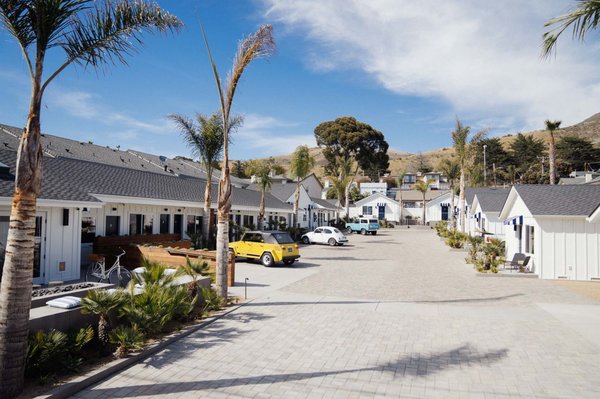 The Pacific Motel by null