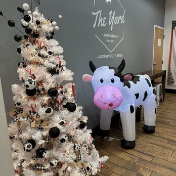 The Yard Milkshake Bar - Ice Cream & Frozen Yogurt Near Me - Jacksonville, Florida