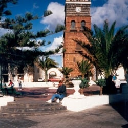 Pfarrkirche Iglesia de San Miguel - Pfarrkirche Iglesia de San Miguel