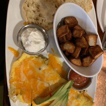 Another Broken Egg Cafe - Lucy omelette with no chorizo - Breakfast & Brunch Near Me - Nashville, Tennessee