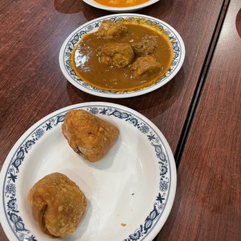 Naan n Curry - Samosa, Chicken Curry and Paneer Tikka Masala - Indian Near Me - Concord, California Naan n Curry - Samosa, Chicken Curry and Paneer Tikka Masala - Indian Near Me - Concord, California