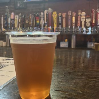 Broadway Brewhouse Downtown - Beer Bar Near Me - Nashville, Tennessee