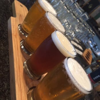 Knotty Pine Brewing - Flight of local beers - American Near Me - Columbus, Ohio Knotty Pine Brewing - Flight of local beers - American Near Me - Columbus, Ohio