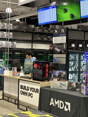 Micro Center by null