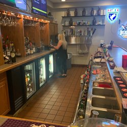 The Dawg Leg Restaurant - Their bar situation