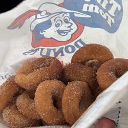 Tiny Tom Donuts - Apple cinnamon