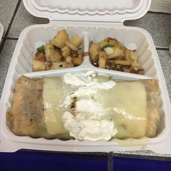 Crest Cafe - Breakfast Burrito with chicken - Cafes Near Me - San Diego, California Crest Cafe - Breakfast Burrito with chicken - Cafes Near Me - San Diego, California