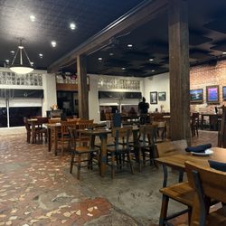 Grapevine Cafe and Gallery - Dining area