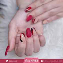 Clive Nails