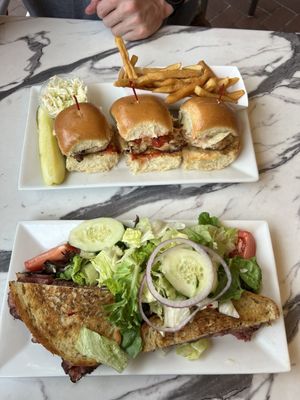 Barracks Row Joey's by null